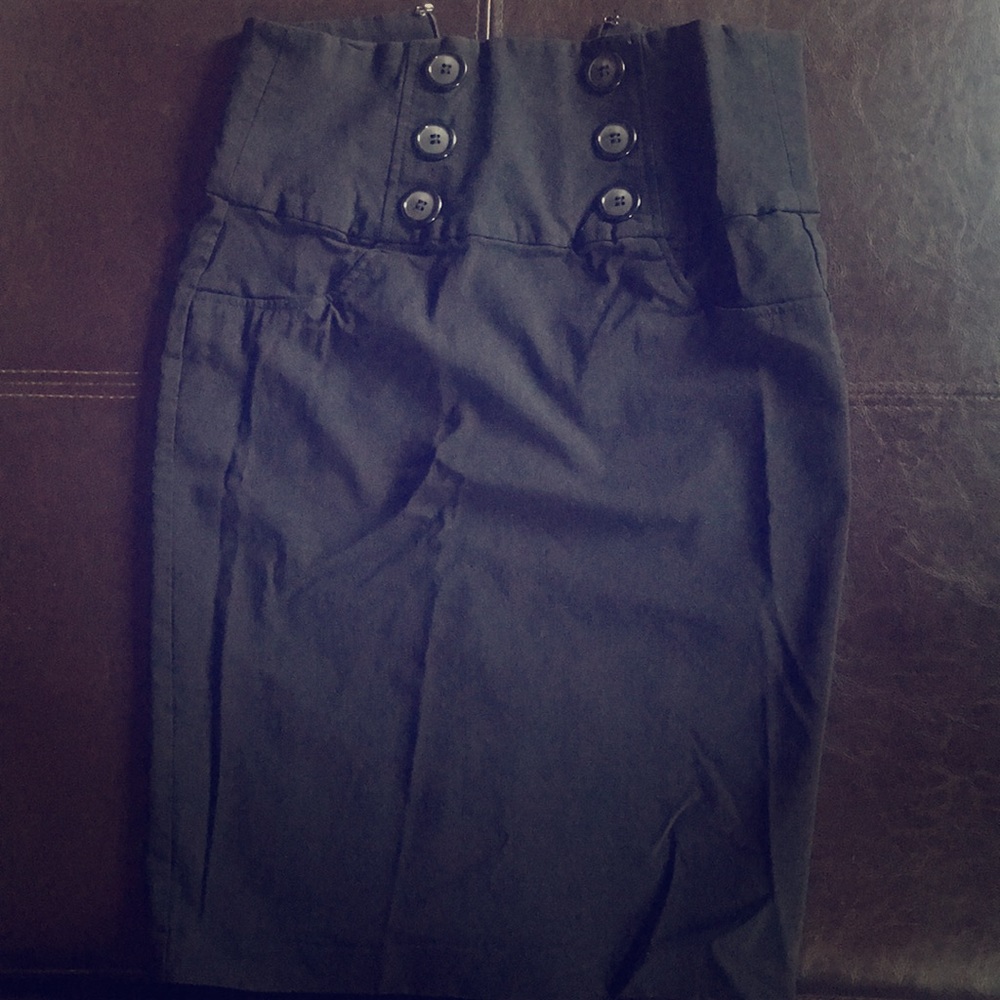 Black pencil skirt